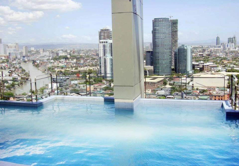 Studio Unit Condo At Antel Serenity Suites Makati Manila Exterior photo